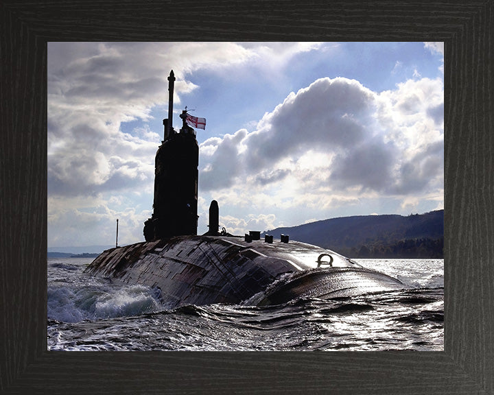 HMS Superb S109 Royal Navy Swiftsure class Submarine Photo Print or Framed Print - Hampshire Prints