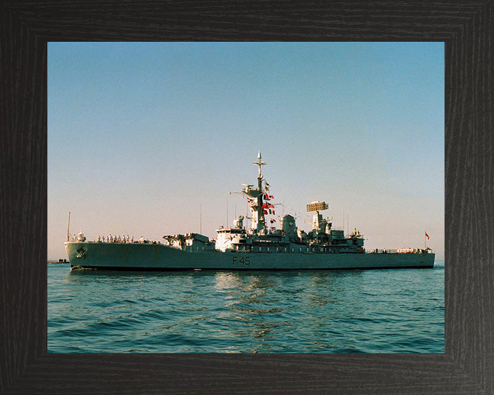 HMS Minerva F45 | Photo Print | Framed Print | Leander Class | Frigate | Royal Navy Hampshire Prints