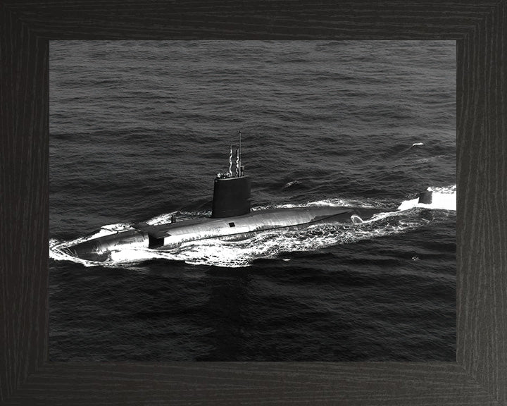 HMS Valiant S102 Royal Navy Valiant class Submarine Photo Print or Framed Print - Hampshire Prints