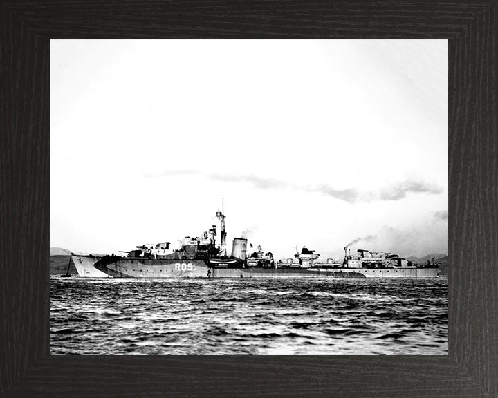 HMS Urania R05 (F08) | Photo Print | Framed Print | U Class | Destroyer | Royal Navy Hampshire Prints