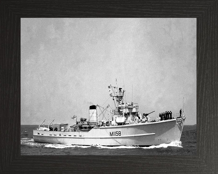 HMS Laleston M1158 Royal Navy Ton Class Minesweeper Photo Print or Framed Print - Hampshire Prints