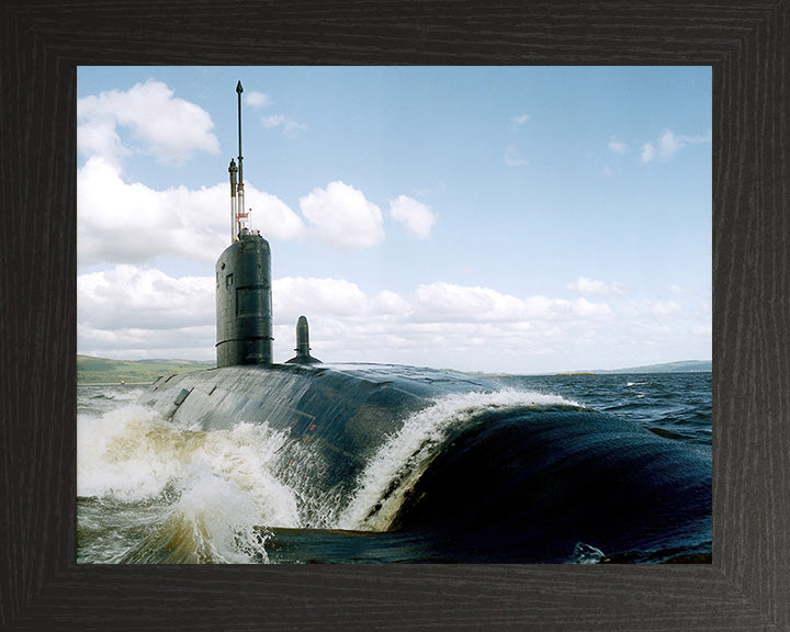 HMS Superb S109 Submarine | Photo Print | Framed Print | Swiftsure Class | Royal Navy Hampshire Prints