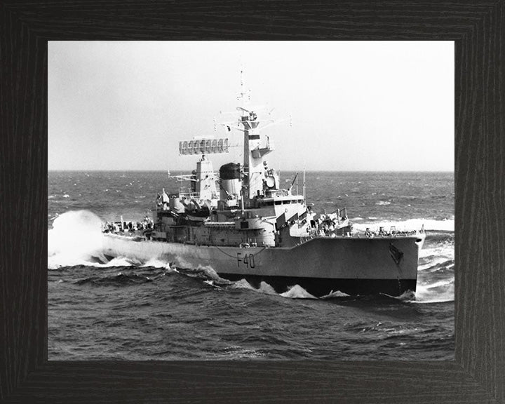HMS Sirius F40 | Photo Print | Framed Print | Poster | Leander Class | Frigate | Royal Navy Hampshire Prints