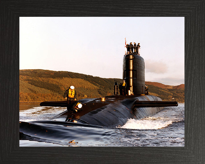 HMS Resolution S22 Royal Navy Resolution class Submarine Photo Print or Framed Print - Hampshire Prints