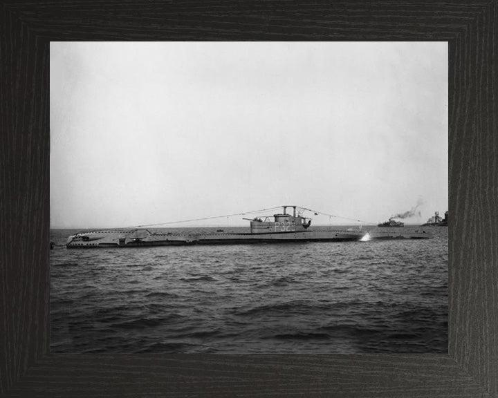 HMS Tradewind P329 Royal Navy T class Submarine Photo Print or Framed Print - Hampshire Prints