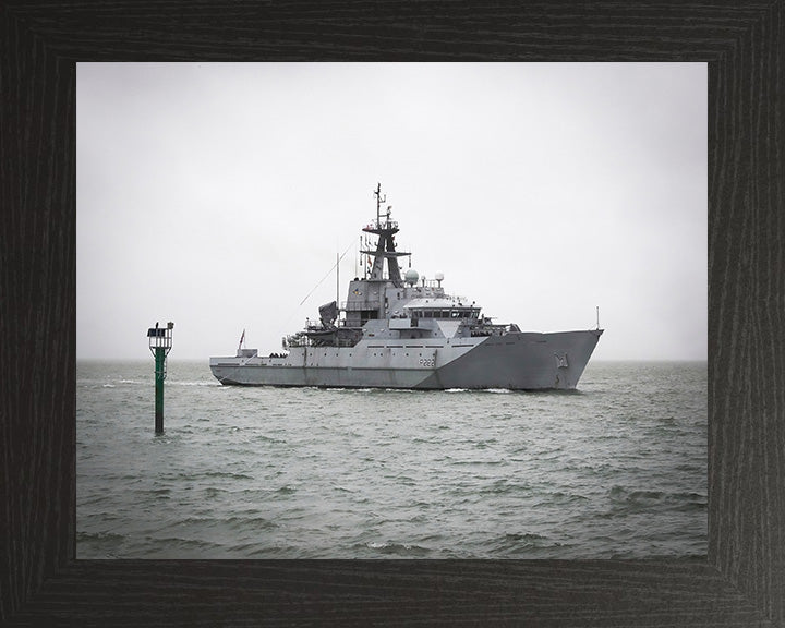 HMS Severn P282 Royal Navy River class patrol vessel Photo Print or Framed Print - Hampshire Prints