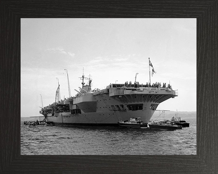 HMS Victorious R38 | Photo Print | Framed Print | Illustrious Class | Aircraft carrier | Royal Navy Hampshire Prints