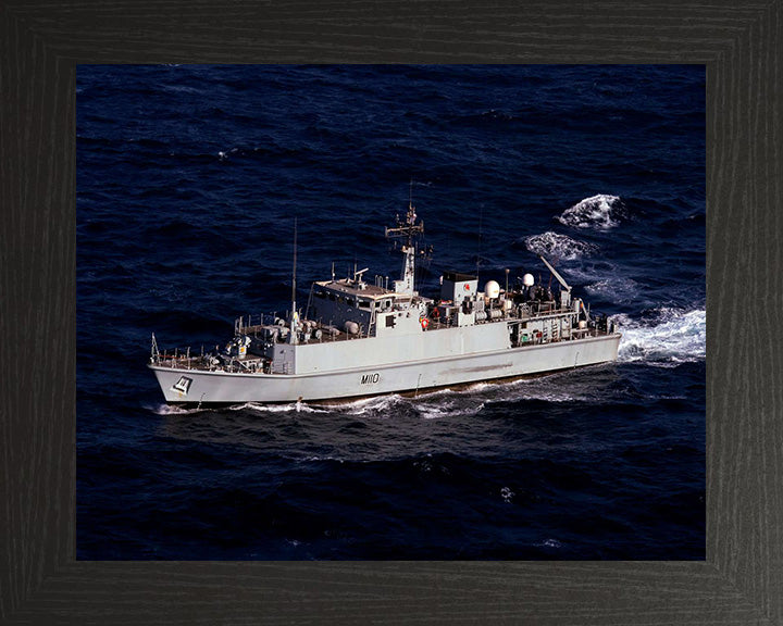 HMS Ramsey M110 | Photo Print | Framed Print | Sandown Class | Minehunter | Royal Navy Hampshire Prints