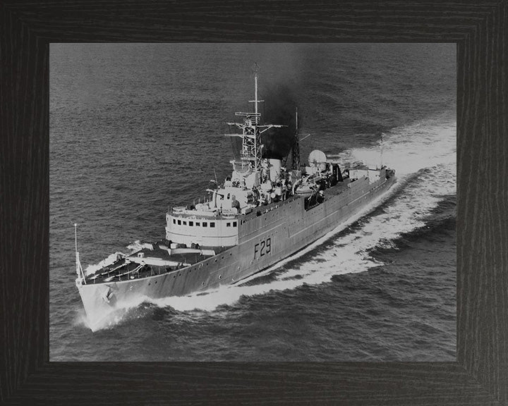 HMS Verulam F29 (R28) | Photo Print | Framed Print | V Class | Destroyer | Royal Navy Hampshire Prints