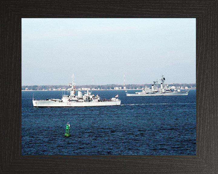 HMS Phoebe F42 | Photo Print | Framed Print | Leander Class | Frigate | Royal Navy Hampshire Prints
