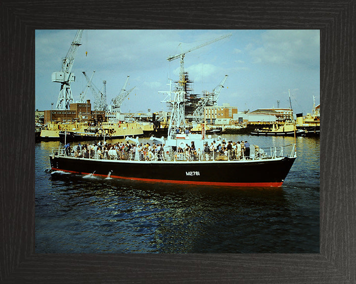 HMS Portisham M2781 Royal Navy Ham Class minesweeper Photo Print or Framed Print - Hampshire Prints