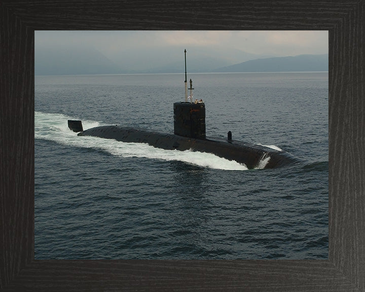 HMS Splendid S106 Royal Navy Swiftsure class Submarine Photo Print or Framed Print - Hampshire Prints