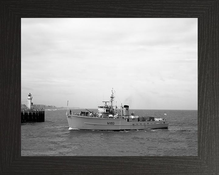 HMS Wolverton M1193 | Photo Print | Framed Print | Ton Class | Minesweeper | Royal Navy Hampshire Prints