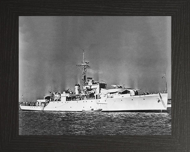 HMS Snipe U20 | Photo Print | Framed Print | Black Swan Class | Sloop | Royal Navy Hampshire Prints