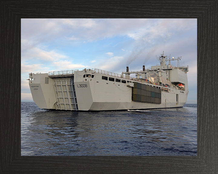 RFA Mounts Bay L3008 | Photo Print | Framed Print | Bay Class | Auxiliary Dock | Royal Fleet Auxiliary Hampshire Prints