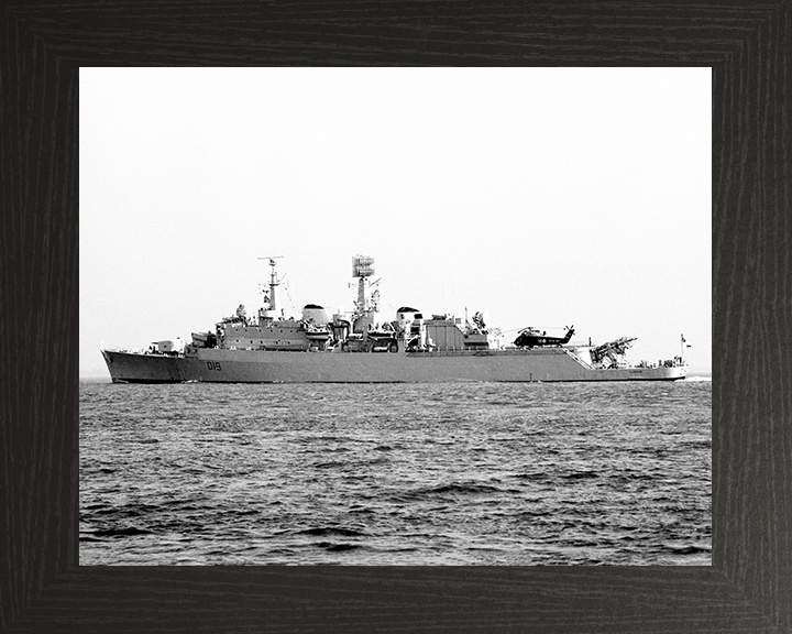 HMS Glamorgan D19 | Photo Print | Framed Print | County Class | Destroyer | Royal Navy Hampshire Prints