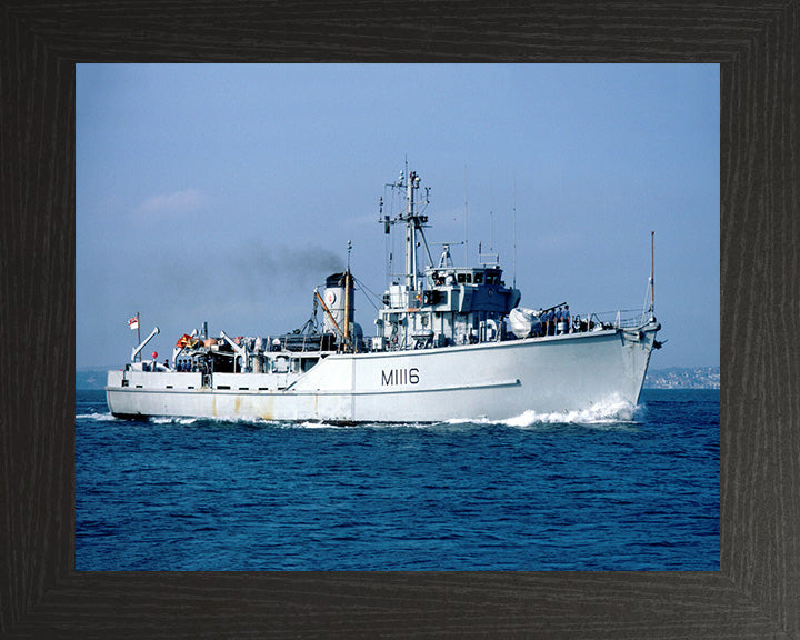 HMS Wilton M1116 Royal Navy Ton Class Minesweeper Photo Print or Framed Print - Hampshire Prints