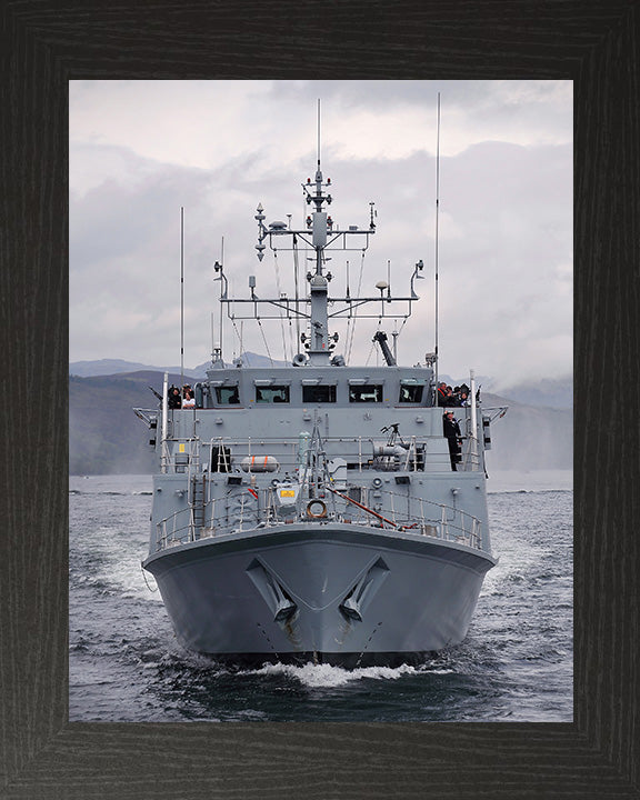 HMS Ramsey M110 | Photo Print | Framed Print | Sandown Class | Minehunter | Royal Navy Hampshire Prints