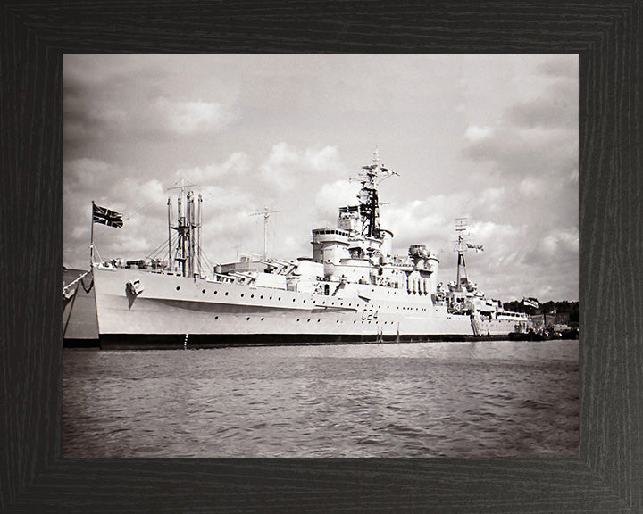 HMS Sheffield C24 | Photo Print | Framed Print | Town Class | Light Cruiser | Royal Navy Hampshire Prints