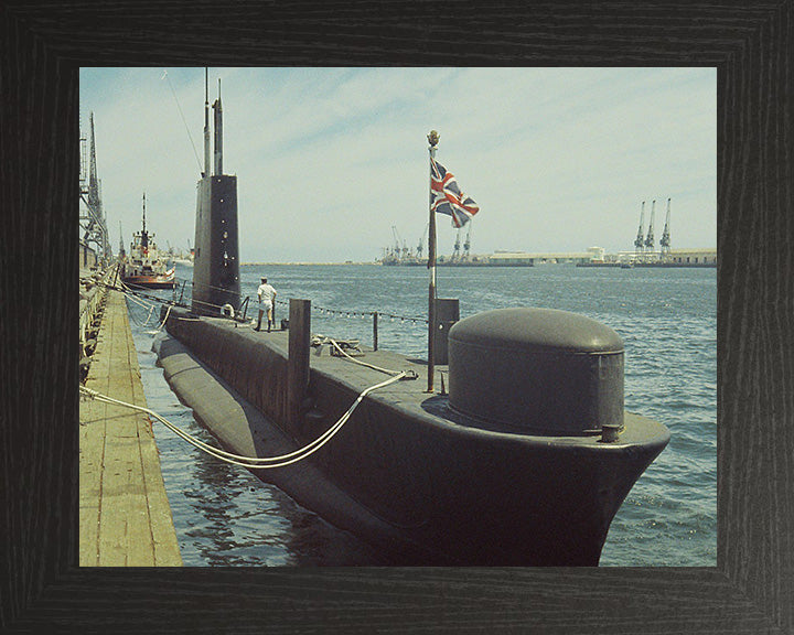 HMS Finwhale S05 Submarine | Photo Print | Framed Print | Porpoise class | Royal Navy Hampshire Prints