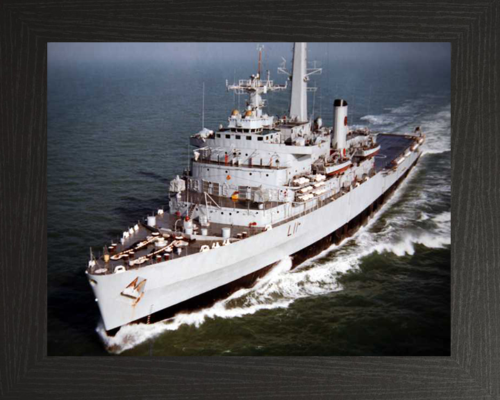 HMS Intrepid L11 | Photo Print | Framed Print | Fearless Class | Amphibious Ship | Royal Navy Hampshire Prints