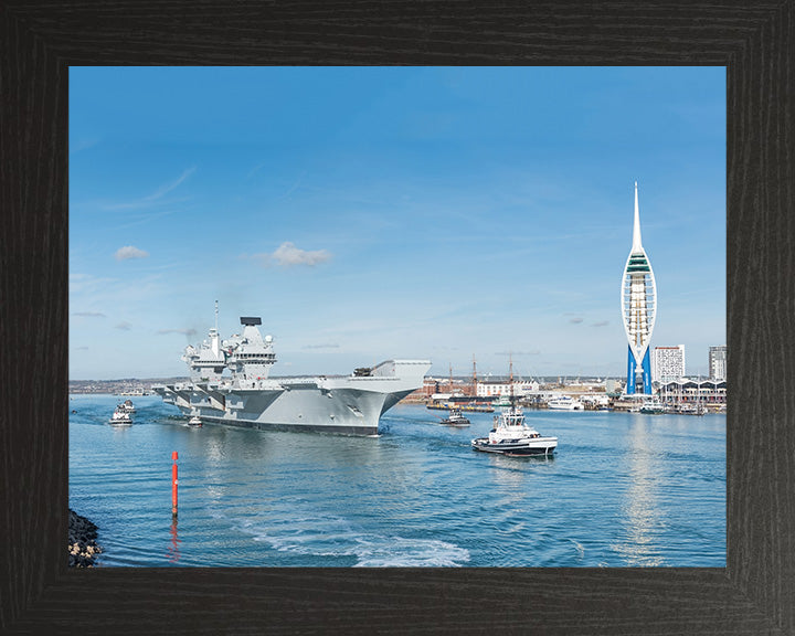 HMS Queen Elizabeth R08 | Photo Print | Framed Print | Queen Elizabeth Class | Aircraft Carrier | Royal Navy Hampshire Prints