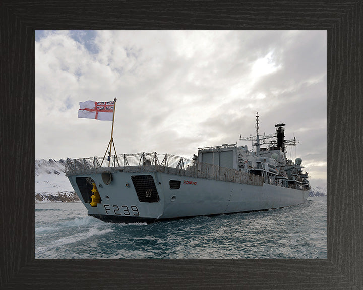 HMS Richmond F239 | Photo Print | Framed Print | Poster | Type 23 | Frigate | Royal Navy Hampshire Prints