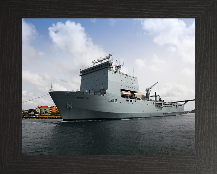 RFA Mounts Bay L3008 | Photo Print | Framed Print | Bay Class | Auxiliary Dock | Royal Fleet Auxiliary Hampshire Prints