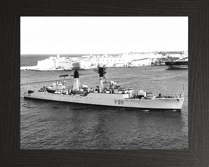 HMS Lincoln F99 Royal Navy Salisbury class frigate Photo Print or Framed Print - Hampshire Prints