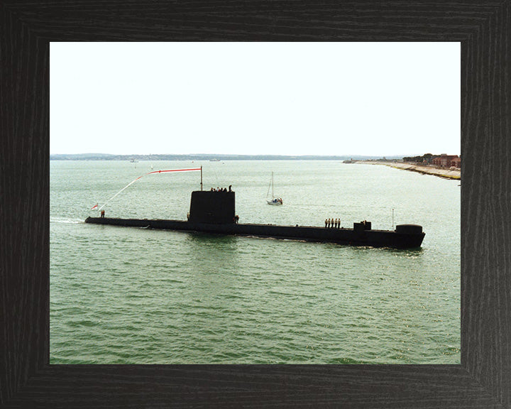 HMS Onyx S21 Royal Navy Oberon class Submarine Photo Print or Framed Print - Hampshire Prints