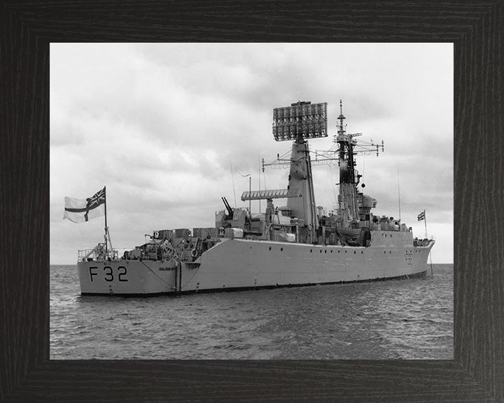 HMS Salisbury F32 | Photo Print | Framed Print | Salisbury Class | Frigate | Royal Navy Hampshire Prints