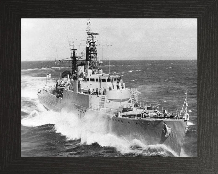 HMS Troubridge R00 | Photo Print | Framed Print | T Class | Destroyer | Royal Navy Hampshire Prints