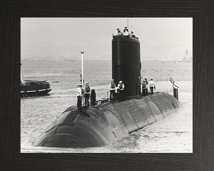HMS Upholder P37 Royal Navy U class Submarine Photo Print or Framed Print - Hampshire Prints