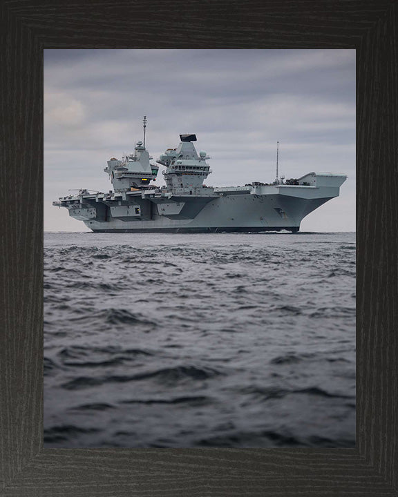 HMS Queen Elizabeth R08 Royal Navy Queen Elizabeth Class Aircraft Carrier Photo Print or Framed Print - Hampshire Prints