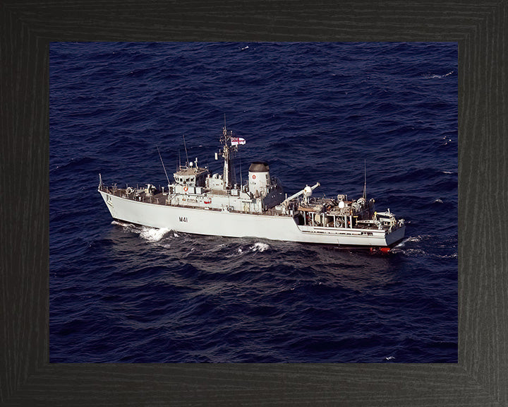 HMS Quorn M41 Royal Navy Hunt class mine countermeasures vessel Photo Print or Framed Print - Hampshire Prints