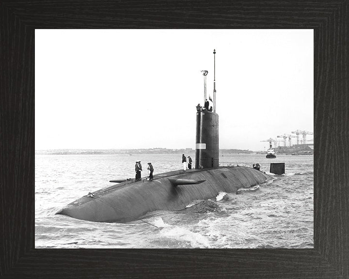 HMS Warspite S103 Submarine | Photo Print | Framed Print | Valiant Class | Royal Navy Hampshire Prints