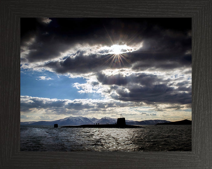 HMS Victorious S29 Royal Navy Vanguard class Submarine Photo Print or Framed Print - Hampshire Prints