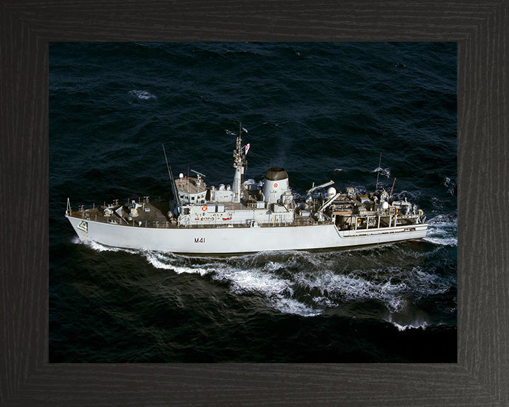 HMS Quorn M41 | Photo Print | Framed Print | Hunt Class | Mine Warfare Vessel | Royal Navy Hampshire Prints
