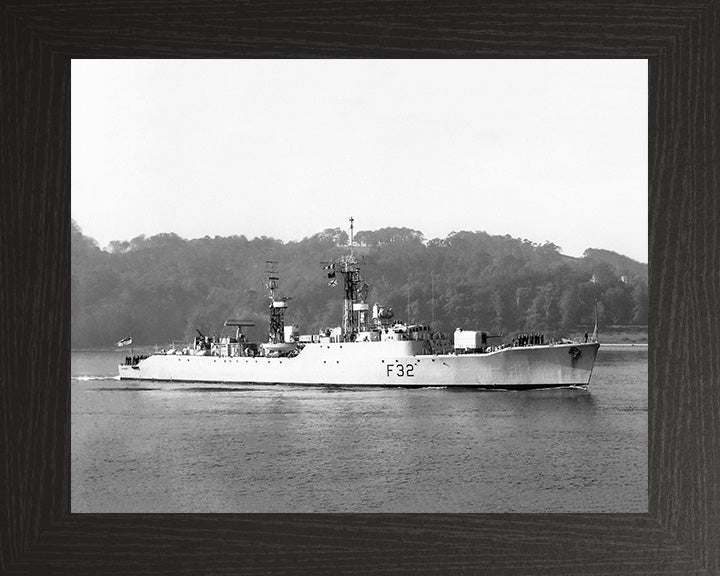 HMS Salisbury F32 Royal Navy Salisbury class Frigate Photo Print or Framed Print - Hampshire Prints