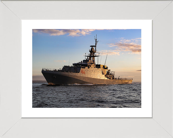 HMS Tamar P233 | Photo Print | Framed Print | River Class | Patrol Vessel | Royal Navy Hampshire Prints