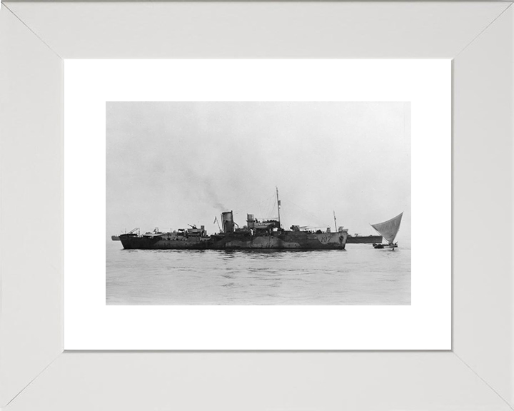 HMS Amaranthus K17 Royal Navy Flower class corvette Photo Print or Framed Print - Hampshire Prints
