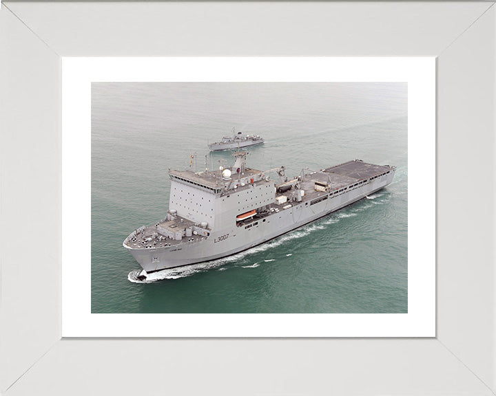 RFA Lyme Bay L3007 | Photo Print | Framed Print | Bay Class | Auxiliary Dock | Royal Fleet Auxiliary Hampshire Prints