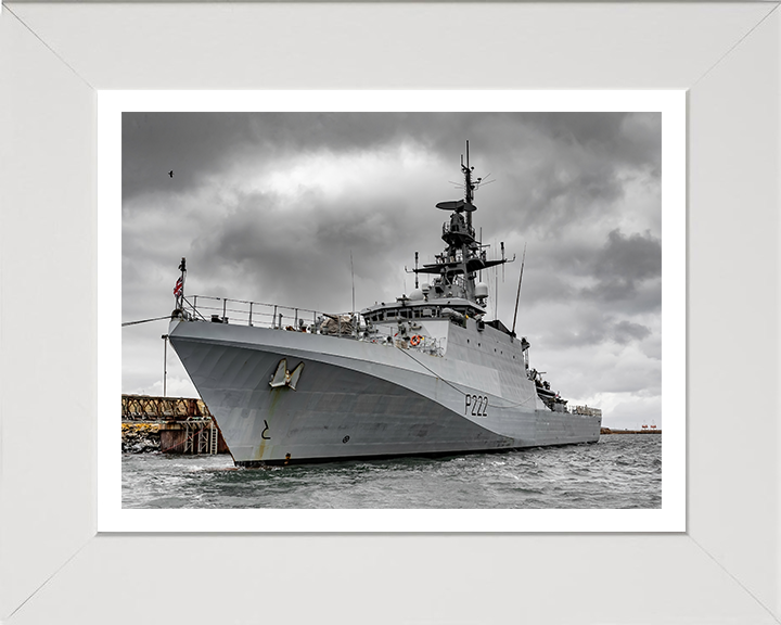 HMS Forth P222 Royal Navy River class patrol ship Photo Print or Framed Print - Hampshire Prints