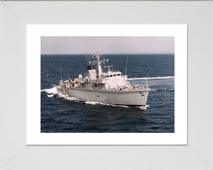 HMS Quorn M41 | Photo Print | Framed Print | Hunt Class | Mine Warfare Vessel | Royal Navy Hampshire Prints