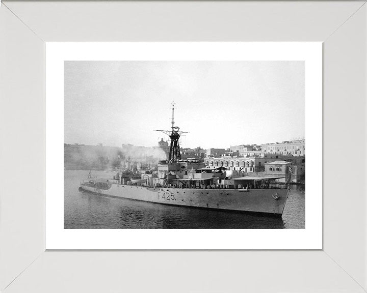 HMS Loch Dunvegan F425 (K425) | Photo Print | Framed Print | Loch Class | Frigate | Royal Navy Hampshire Prints