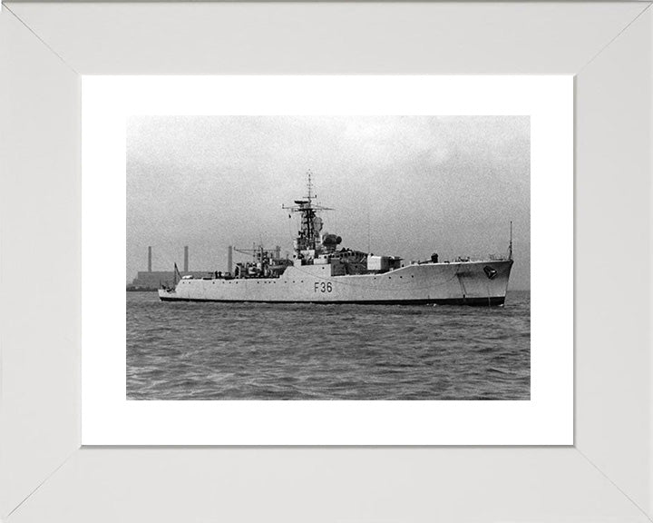 HMS Whitby F36 | Photo Print | Framed Print | Whitby Class | Frigate | Royal Navy Hampshire Prints
