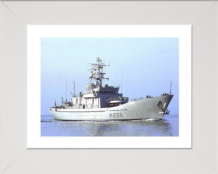 HMS Shetland P298 Royal Navy Island class Patrol Vessel Photo Print or Framed Photo Print - Hampshire Prints