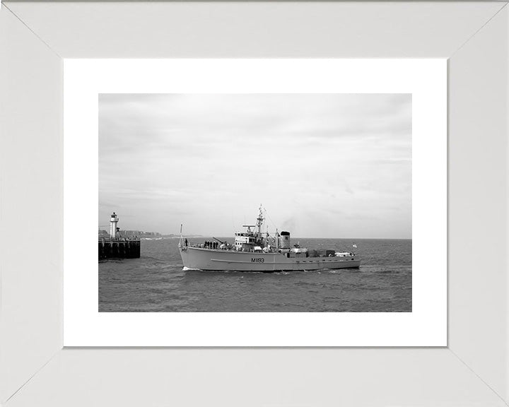 HMS Wolverton M1193 Royal Navy Ton Class Minesweeper Photo Print or Framed Print - Hampshire Prints