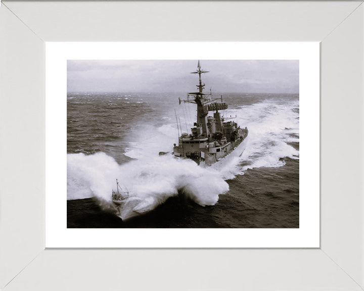 HMS Minerva F45 | Photo Print | Framed Print | Leander Class | Frigate | Royal Navy Hampshire Prints