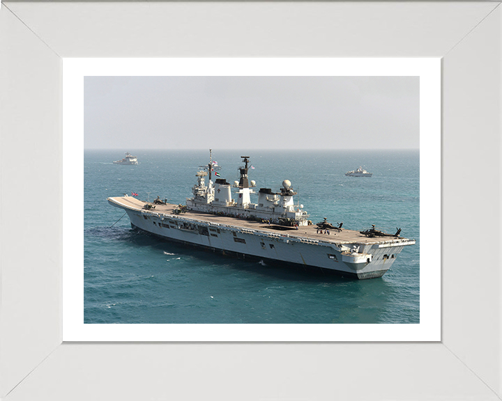 HMS Illustrious R06 | Photo Print | Framed Print | Invincible Class | Aircraft Carrier | Royal Navy Hampshire Prints